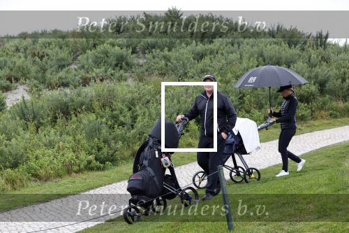 Badhoevedorp 3 september 2020
Golfwedstrijd Makelaars kantoor Bart ter Haar met oa Ruud Gullit , Karin de Rooij Martijn Krabbe en Winston Gerschtanowitz. Ze spelen op golfbaan de international.