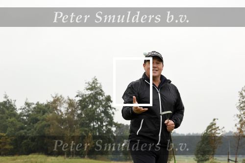 Badhoevedorp 3 september 2020
Golfwedstrijd Makelaars kantoor Bart ter Haar met oa Ruud Gullit , Karin de Rooij Martijn Krabbe en Winston Gerschtanowitz. Ze spelen op golfbaan de international.