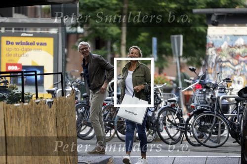 Amsterdam 24 augustus 2020
Micky Hoogendijk had het heel gezellig met een man in Amsterdam zuid.