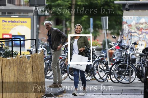 Amsterdam 24 augustus 2020
Micky Hoogendijk had het heel gezellig met een man in Amsterdam zuid.