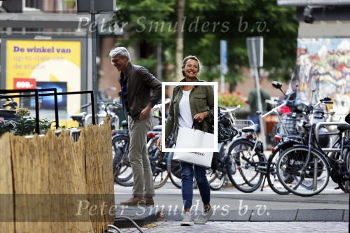Amsterdam 24 augustus 2020
Micky Hoogendijk had het heel gezellig met een man in Amsterdam zuid.