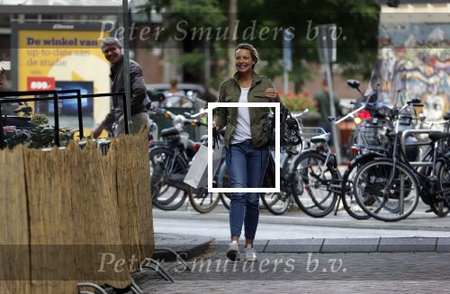 Amsterdam 24 augustus 2020
Micky Hoogendijk had het heel gezellig met een man in Amsterdam zuid.