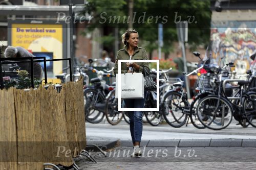 Amsterdam 24 augustus 2020
Micky Hoogendijk had het heel gezellig met een man in Amsterdam zuid.