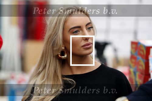 Capelle aan de Ijssel 30 oktober 2018
Michael v d Plas , zijn vriendin Naomi Dijkstra  en Manager Jake Hampel shoppen bij de monster voordeel winkel  voor ieder kind verdient de sint .
