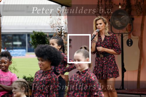 Amsterdam 29 augustus 2020
Presentatie kleding lijn Nicolette v Dam en Shoeby in het Olympisch stadion.