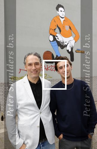 Rotterdam 31 augustus 2020
Presentatie boek Nino Wilkes over zijn opa Faas Wilkes.