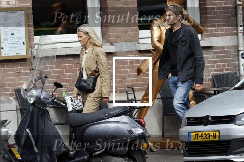 Amsterdam 28 augustus 2020
Piet Boon met zijn partner in Amsterdam zuid