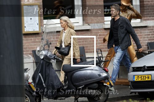 Amsterdam 28 augustus 2020
Piet Boon met zijn partner in Amsterdam zuid