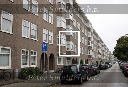 Amsterdam 26 augustus 2020
In de straat waar Rick Niemann en Sacha de Boer wonen hebben 2 schietpartijen plaats gevonden binnen 24 uur. De politie is aanwezig