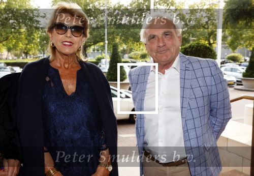 Amsterdam 11 september 2020
Modeshow (coronaproof) van Sheila de Vries in het Hilton Hotel. Rik Felderhof kwam met mevr Noorlander