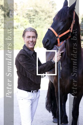 Wassenaar 15 september 2020
Rogier Smit heeft als verjaardagscadeau een rit op een paard gekregen . Het is bij manege de Friezen Hendrikse