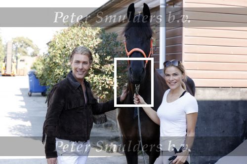 Wassenaar 15 september 2020
Rogier Smit heeft als verjaardagscadeau een rit op een paard gekregen . Het is bij manege de Friezen Hendrikse