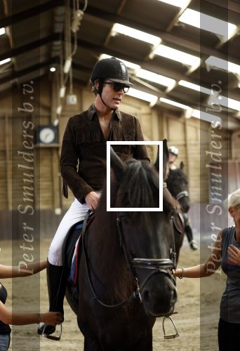 Wassenaar 15 september 2020
Rogier Smit heeft als verjaardagscadeau een rit op een paard gekregen . Het is bij manege de Friezen Hendrikse