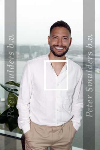 Amsterdam 26 augustus 2020
Castpresentatie Zwanger&Co in de Loft in de Adam toren.
 Carolina Dijkhuizen, Matteo van der Grijn, Lieke van Lexmond Rolf Sanchez Thom Hoffman, Maaike Martens, Waldemar Torenstra en Bo Maerten.