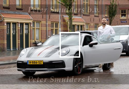 Amsterdam 26 augustus 2020
Rolf Sanchez met zijn porsche 911