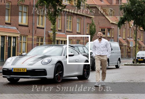 Amsterdam 26 augustus 2020
Rolf Sanchez met zijn porsche 911