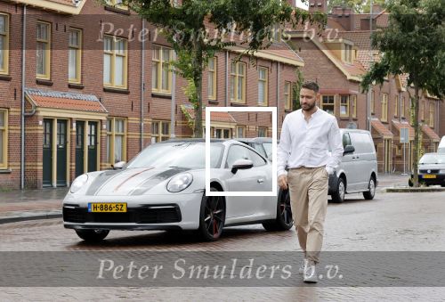 Amsterdam 26 augustus 2020
Rolf Sanchez met zijn porsche 911