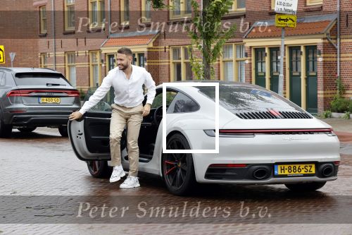 Amsterdam 26 augustus 2020
Rolf Sanchez met zijn porsche 911