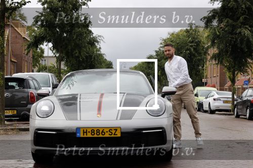 Amsterdam 26 augustus 2020
Rolf Sanchez met zijn porsche 911