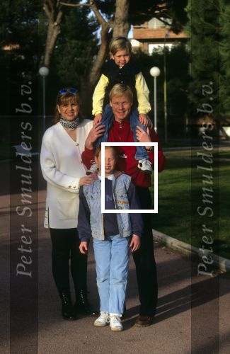 Barcelona 20 Februari 1995
Ronald Koeman met zijn vrouw Bartina Koeman, Debbie Koeman en Tim Koeman