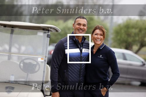Badhoevedorp 3 september 2020
Golfwedstrijd Makelaars kantoor Bart ter Haar met oa Ruud Gullit , Karin de Rooij Martijn Krabbe en Winston Gerschtanowitz. Ze spelen op golfbaan de international.