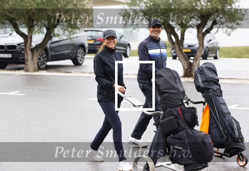 Badhoevedorp 3 september 2020
Golfwedstrijd Makelaars kantoor Bart ter Haar met oa Ruud Gullit , Karin de Rooij Martijn Krabbe en Winston Gerschtanowitz. Ze spelen op golfbaan de international.