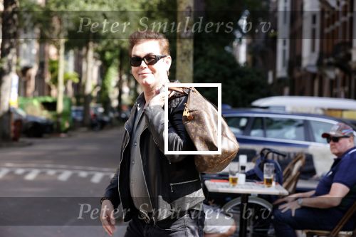 Amsterdam 17 aeptember 2020
Teun Fohn aan het winkelen in Amsterdam zuid