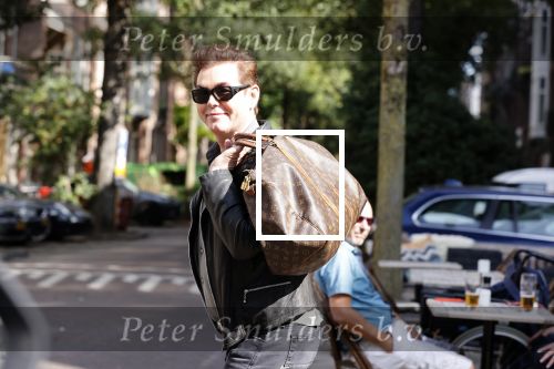 Amsterdam 17 aeptember 2020
Teun Fohn aan het winkelen in Amsterdam zuid