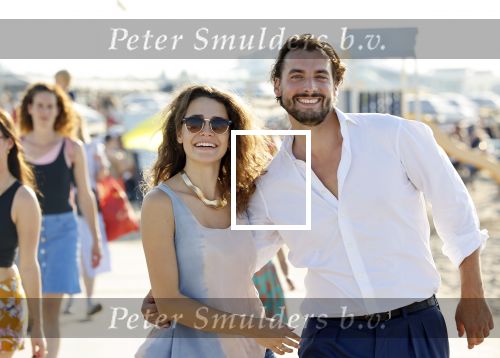 Scheveningen 15 september 2020
Thierry Baudet met zijn verloofde/vriendin Davide Heijmans op het strand bij Scheveningen.