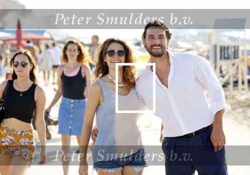 Scheveningen 15 september 2020
Thierry Baudet met zijn verloofde/vriendin Davide Heijmans op het strand bij Scheveningen.