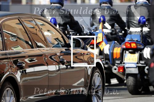 Den Haag 15 september 2020
Prinsjesdag 2020 in de grote kerk van Den Haag . Aanwezig Koning Willem Alexander Koningin Maxima Prins Constantijn en Prinses laurentien zijn aanwezig. Vaandel op de auto