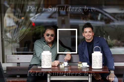 Amsterdam 28 augustus 2020
Wesly Bronkhorst en Yves Berendse op terras.