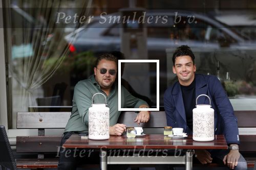 Amsterdam 28 augustus 2020
Wesly Bronkhorst en Yves Berendse op terras.
