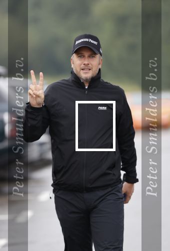 Badhoevedorp 3 september 2020
Golfwedstrijd Makelaars kantoor Bart ter Haar met oa Ruud Gullit , Karin de Rooij Martijn Krabbe en Winston Gerschtanowitz. Ze spelen op golfbaan de international.