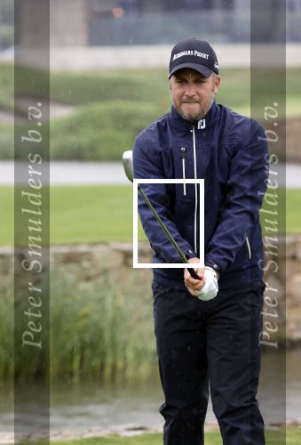 Badhoevedorp 3 september 2020
Golfwedstrijd Makelaars kantoor Bart ter Haar met oa Ruud Gullit , Karin de Rooij Martijn Krabbe en Winston Gerschtanowitz. Ze spelen op golfbaan de international.