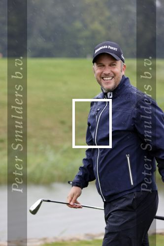 Badhoevedorp 3 september 2020
Golfwedstrijd Makelaars kantoor Bart ter Haar met oa Ruud Gullit , Karin de Rooij Martijn Krabbe en Winston Gerschtanowitz. Ze spelen op golfbaan de international.