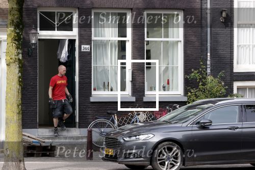 Amsterdam 17 augustus 2020
Het huis van Youp v t Hek en zijn vrouw Debbie Petter wordt verbouwd