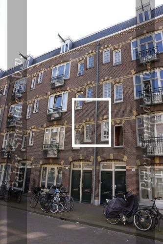 Amsterdam 13-14 en 15 augustus 2021
Art Rooijakkers op de fiets en zijn huis op de wallen