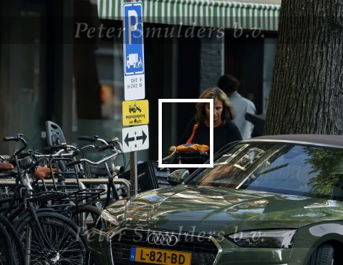 Amsterdam 24 augustus 2021
Astrid Joosten aan het winkelen in Amsterdam zuid.