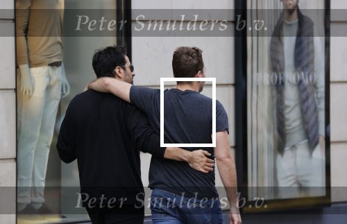 Amstetdam 25 augustus 2021
Dotan met zijn partner / vriend Grant Boone op de PC hooftstraat