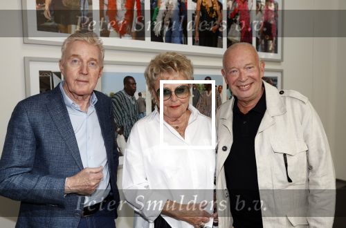 Amsterdam 26 augustus 2021
Presentatie magazine van het DeLaMar theater . Joop v d Ende geeft toespraak . Simone Kleinsma kreeg het eerste exemplaar. Frans Mulder Andre v Duin en Marianne v Wijnkoop