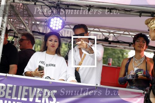 Amsterdam 21 augustus 2021
Demonstratie Mute us in amsterdam . Er zijn meerdere djs aanwezig zoals Sunnery James Ryan Marciano Ronald Molendijk Fred v Leer Sidney Brandeis en Menno Kohler.