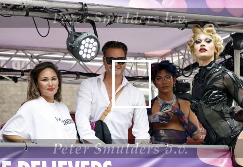 Amsterdam 21 augustus 2021
Demonstratie Mute us in amsterdam . Er zijn meerdere djs aanwezig zoals Sunnery James Ryan Marciano Ronald Molendijk Fred v Leer Sidney Brandeis en Menno Kohler.