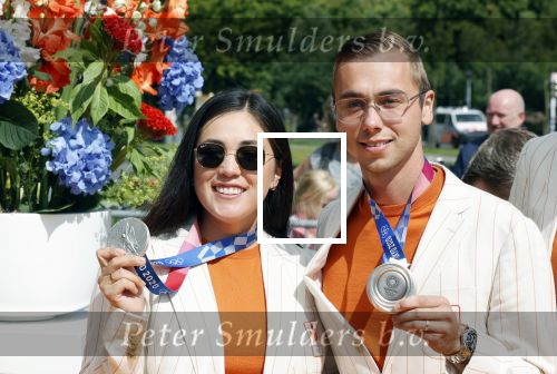 Den Haag 10 augustus 2021
De olympische sporters die een medaille hebben gewonnen op de olympische spelen van Tokyo worden geeerd door oa Mark Rutte en Minister Stef Blok. De huldiging vint plaats in het sportcentrum in het zuiderpark.
Aanwezig oa  Sifan Hassan Harrie Lavreysen  Kiran Badloe Annemiek v d Vleuten Niek Kimmann Shanne Braspennincx Abdi Nageeye Jeffrey Hoogland Gabriella Schloesser Steve Wijler Arno Kamminga Sharon v Rouwendaal Tom Dumoulin Anouk Vetter Femke Bol Nouchka Fontijn Merel Smulders Sanne v Dijke Maikel v d Vleuten Kirsten Wild Annemiek Bekkering Annette Duetz Emma Oosterwegel Marit Bouwmeester Anna v d Breggen Roy v d Berg , heren 4 roeien , dames 2 roeien, heren 4x 400m  en het nederlands dames hockeyteam .Ook chef de Mission Pieter v d Hoogenband is er natuurlijk bij .