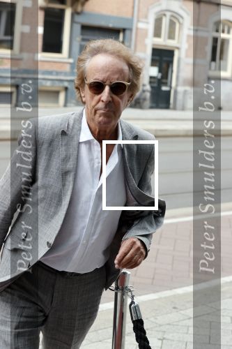 Amsterdam 26 augustus 2021
Presentatie magazine van het DeLaMar theater . Joop v d Ende geeft toespraak . Simone Kleinsma kreeg het eerste exemplaar. Hans v Willigenburg