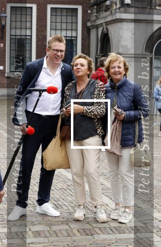 Den Haag 31 augustus 2021
Mark Rutte , Wopke Hoekstra Lillianne Ploumen Jesse Klaver Sigrid Kaag Gert Jan Segers en Rob Jetten op gesprek bij Mariette Hamer ivm vormen van nieuwe regering op het binnenhof. Jair Ferwerda