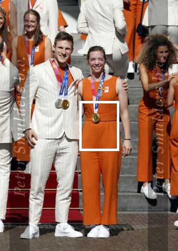 Den Haag 10 augustus 2021
Koning Willem Alexander en Koningin Maxima ontvangen op paleis noordeinde alle medaillewinnaars van de Olympische spelen in Tokyo. oa Sifan Hassan Harrie Lavreysen  Kiran Badloe Annemiek v d Vleuten Niek Kimmann Shanne Braspennincx Abdi Nageeye Jeffrey Hoogland Gabriella Schloesser Steve Wijler Arno Kamminga Sharon v Rouwendaal Tom Dumoulin Anouk Vetter Femke Bol Nouchka Fontijn Merel Smulders Sanne v Dijke Maikel v d Vleuten Kirsten Wild Annemiek Bekkering Annette Duetz Emma Oosterwegel Marit Bouwmeester Anna v d Breggen Roy v d Berg , heren 4 roeien , dames 2 roeien, heren 4x 400m  en het nederlands dames hockeyteam .Ook chef de Mission Pieter v d Hoogenband is er natuurlijk bij .