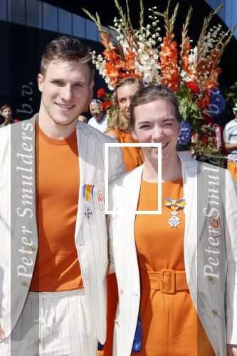 Den Haag 10 augustus 2021
De olympische sporters die een medaille hebben gewonnen op de olympische spelen van Tokyo worden geeerd door oa Mark Rutte en Minister Stef Blok. De huldiging vint plaats in het sportcentrum in het zuiderpark.
Aanwezig oa  Sifan Hassan Harrie Lavreysen  Kiran Badloe Annemiek v d Vleuten Niek Kimmann Shanne Braspennincx Abdi Nageeye Jeffrey Hoogland Gabriella Schloesser Steve Wijler Arno Kamminga Sharon v Rouwendaal Tom Dumoulin Anouk Vetter Femke Bol Nouchka Fontijn Merel Smulders Sanne v Dijke Maikel v d Vleuten Kirsten Wild Annemiek Bekkering Annette Duetz Emma Oosterwegel Marit Bouwmeester Anna v d Breggen Roy v d Berg , heren 4 roeien , dames 2 roeien, heren 4x 400m  en het nederlands dames hockeyteam .Ook chef de Mission Pieter v d Hoogenband is er natuurlijk bij .