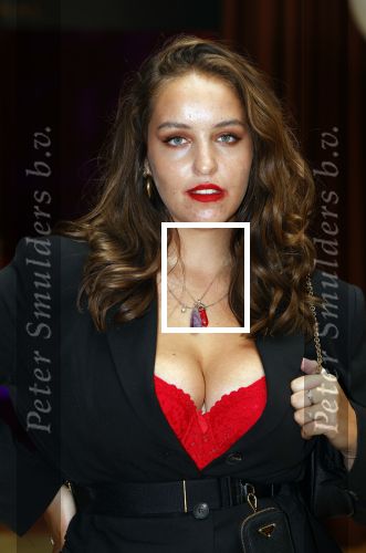 Amsterdam 25 augustus 2021
Expositie met Prinses Eloise in de Beurs v Berlage. Het is een event van Magnum ijs. Joann v d Herik