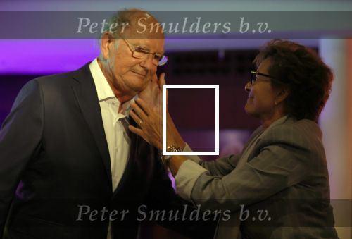 Amsterdam 26 augustus 2021
Presentatie magazine van het DeLaMar theater . Joop v d Ende geeft toespraak . Simone Kleinsma kreeg het eerste exemplaar.